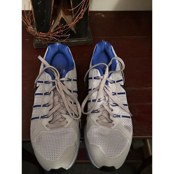 NWOT Men's Gray and Blue Athletic Shoes Size 8 - Picture 5 of 7